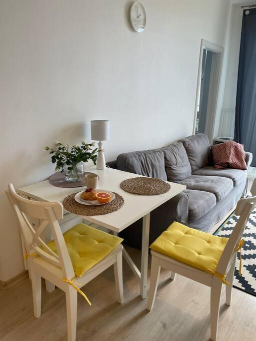 Appartement Urocze Mieszkanie Z Tarasem.gym.netflix.wifi Warschau